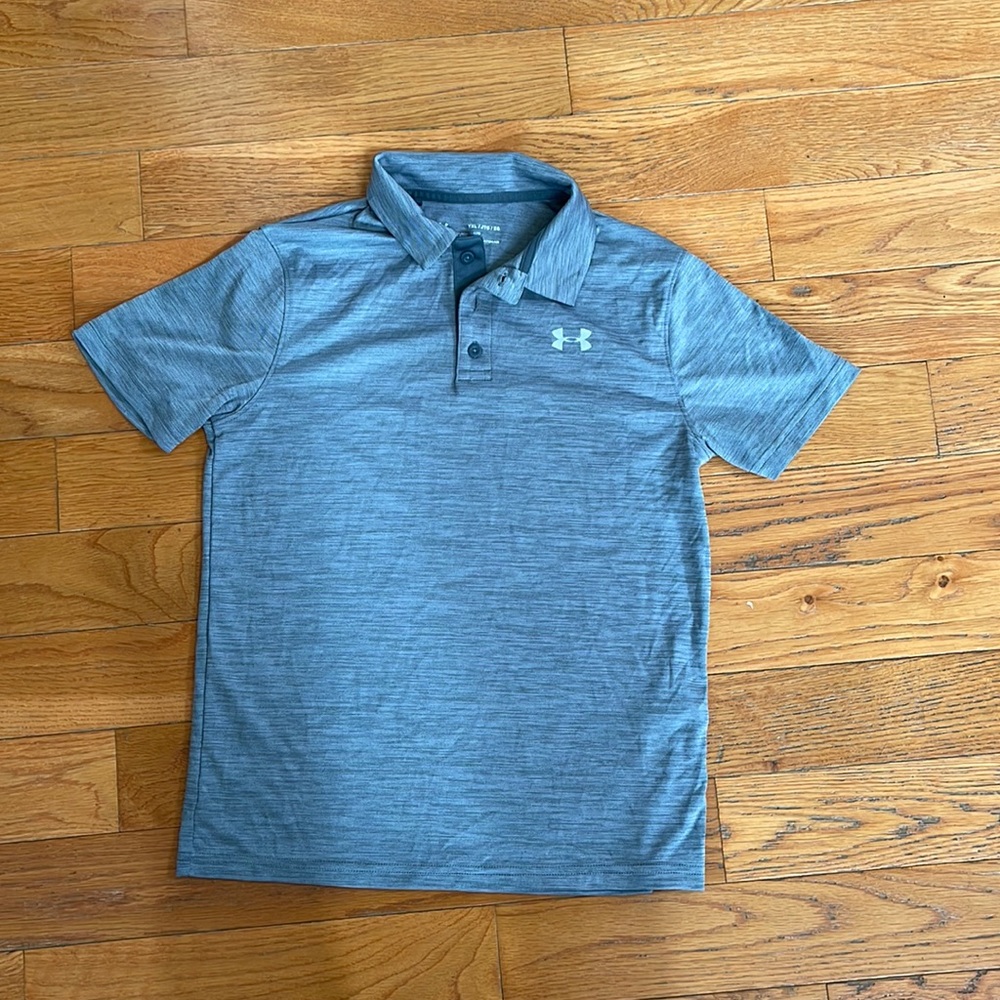 Under Armour boy shirts